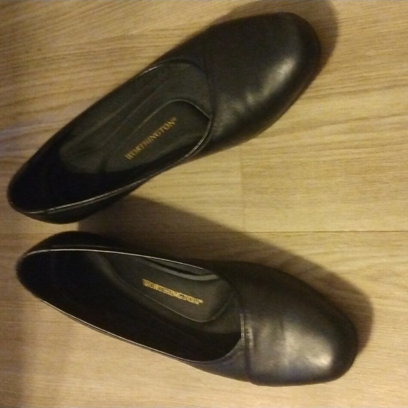 Worthington Ladie's Black Shoes Size 6 - Picture 1 of 5